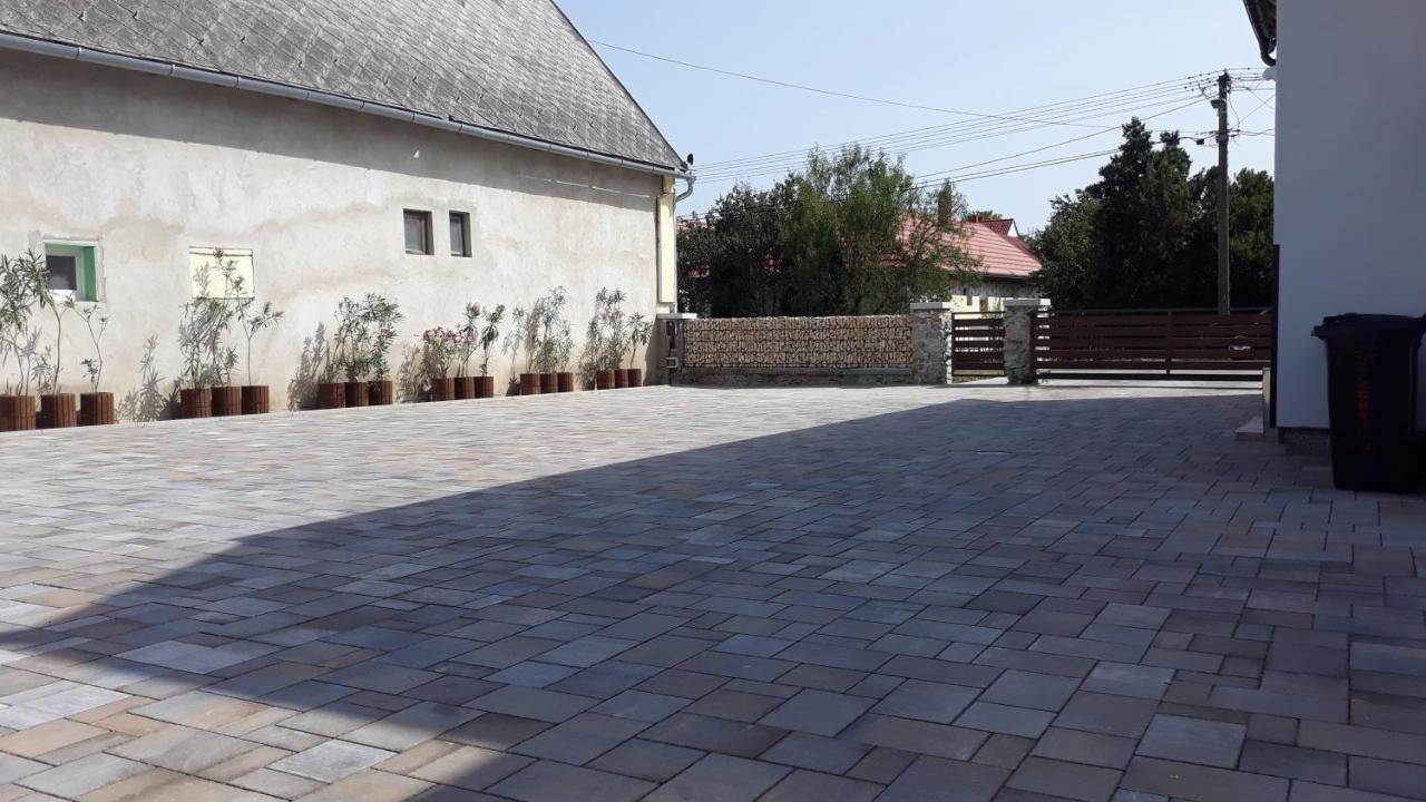 Zimmerferi Apartman Keszthely Διαμέρισμα Εξωτερικό φωτογραφία
