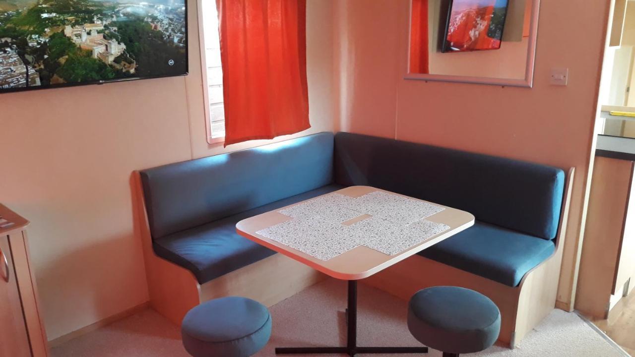 Zimmerferi Apartman Keszthely Διαμέρισμα Δωμάτιο φωτογραφία